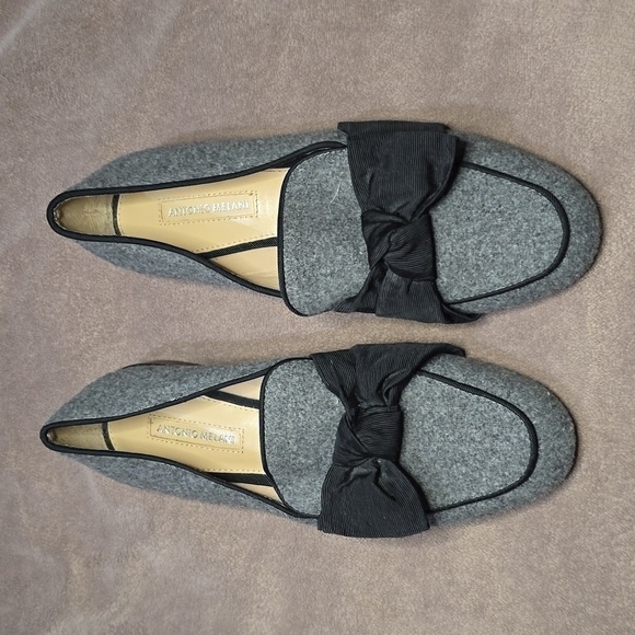 Antonio Melani Gray and Black Felt Loafers Bow/ Wool Size 8.5 - Picture 5 of 11